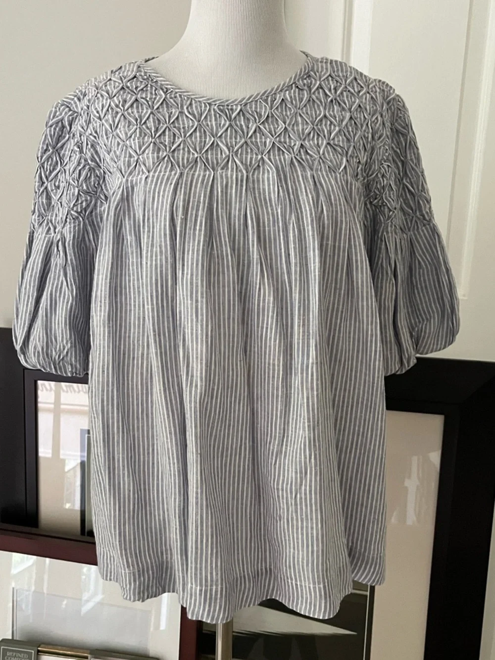 By Anthropologie Liza smocked blouse top med